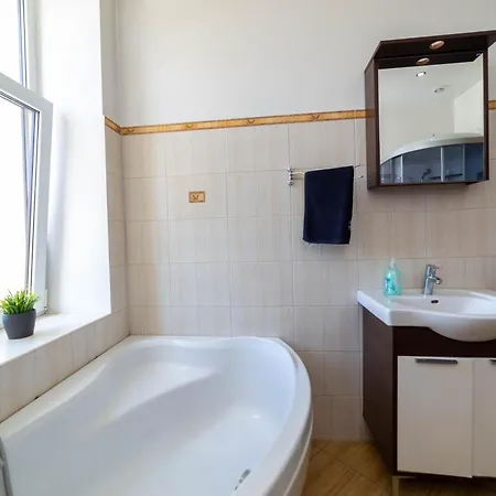 Cozy 3 Bedroom